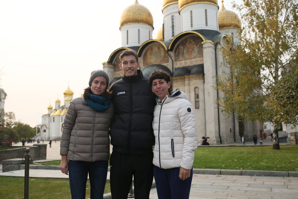 Анастасия Севастова, Пабло Карреньо Буста и другие игроки на экскурсии в Кремле